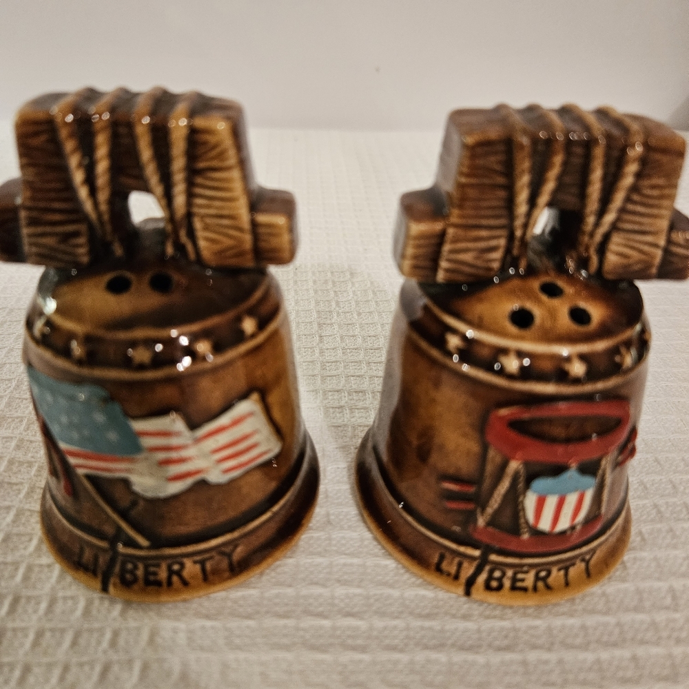 Vtg. Ceramic Salt & Pepper Shakers-Liberty Bell/US Flag/Drum-made in Japan